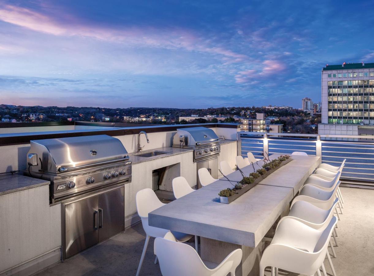 Club Wyndham Austin Hotel Exterior foto
