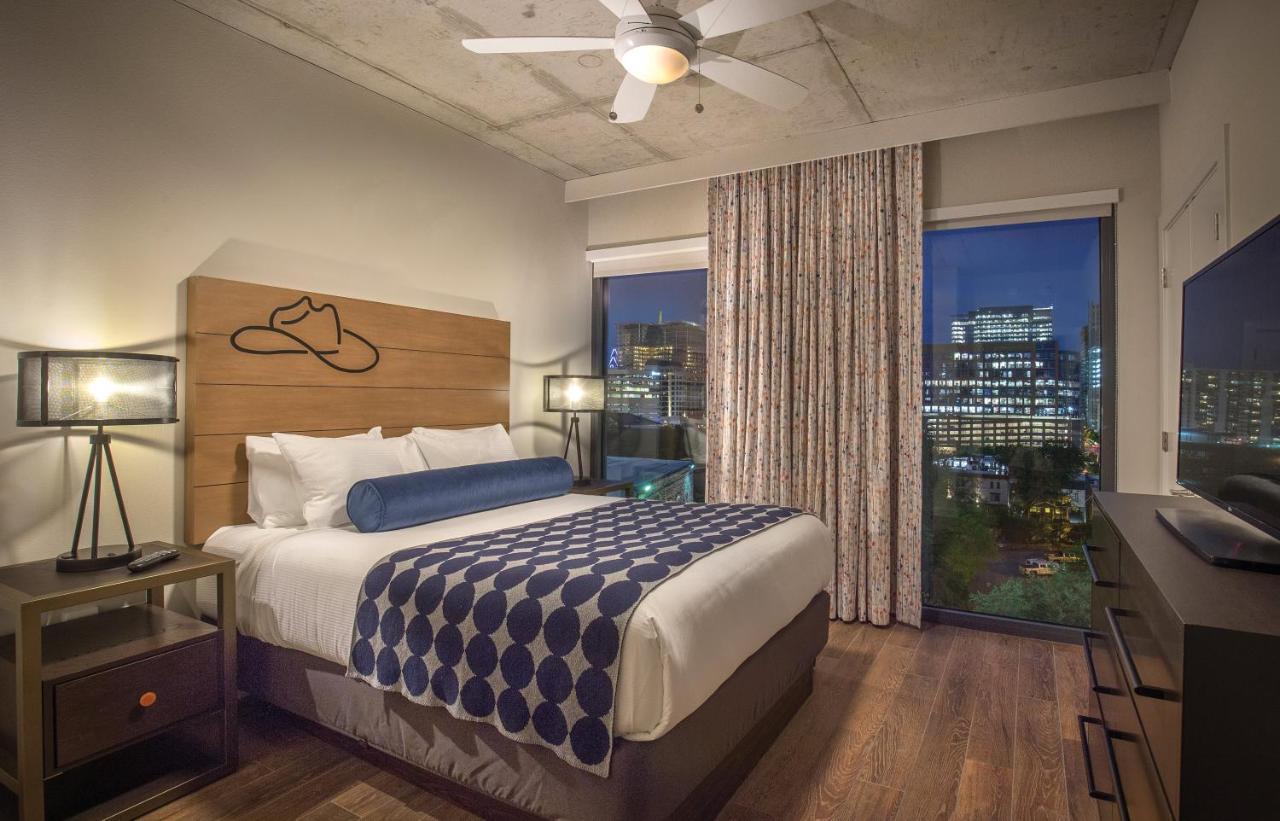 Club Wyndham Austin Hotel Exterior foto